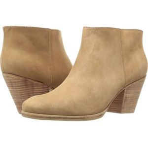 NEW Rachel Comey Mars bootie in natural nubuck leather size 5.5